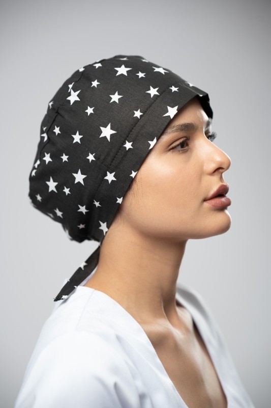 Calot médical stylé et confortable - Noir avec motif Étoiles